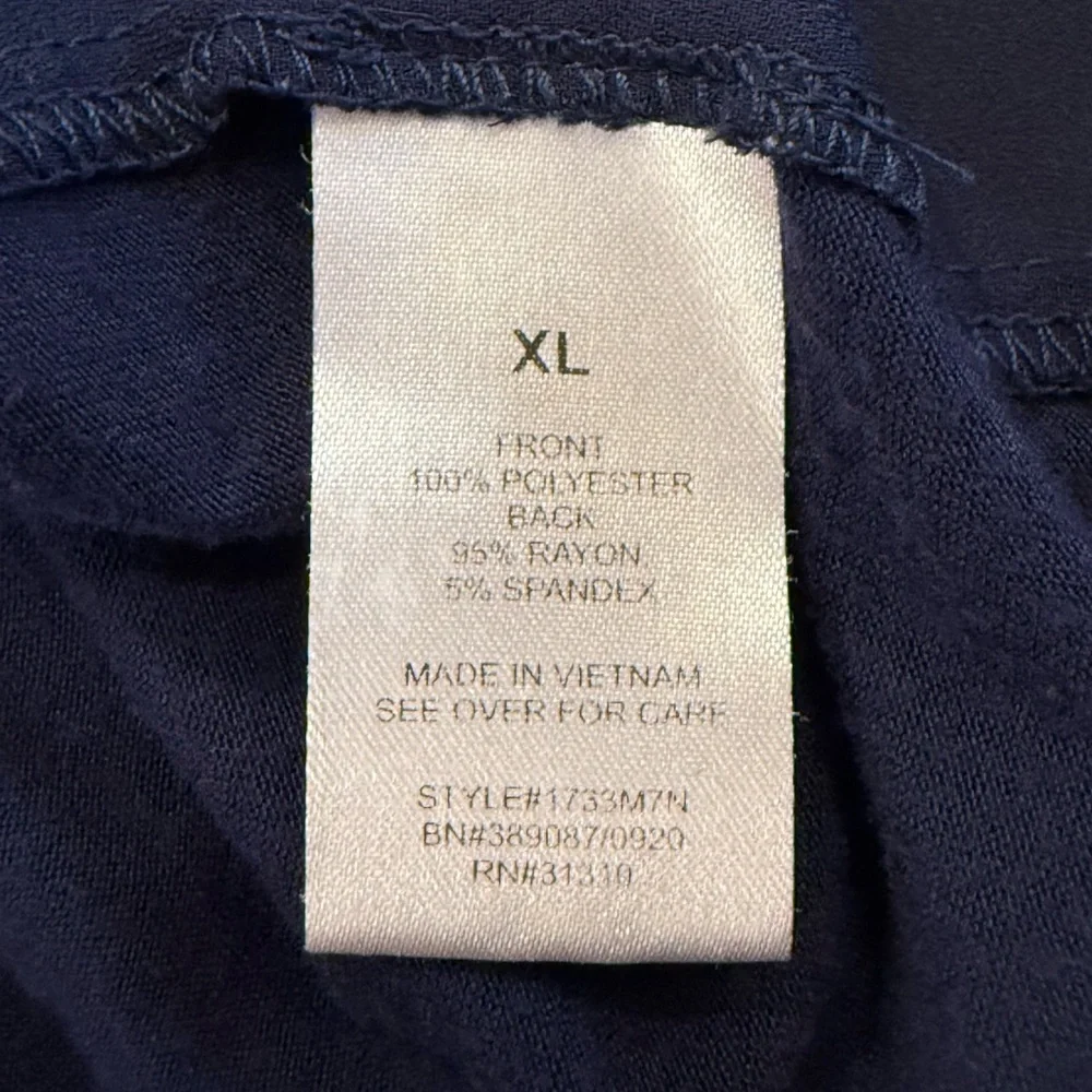 Navy Sleeveless Blouse with Zipper Detail Size XL - Picture 4 of 4